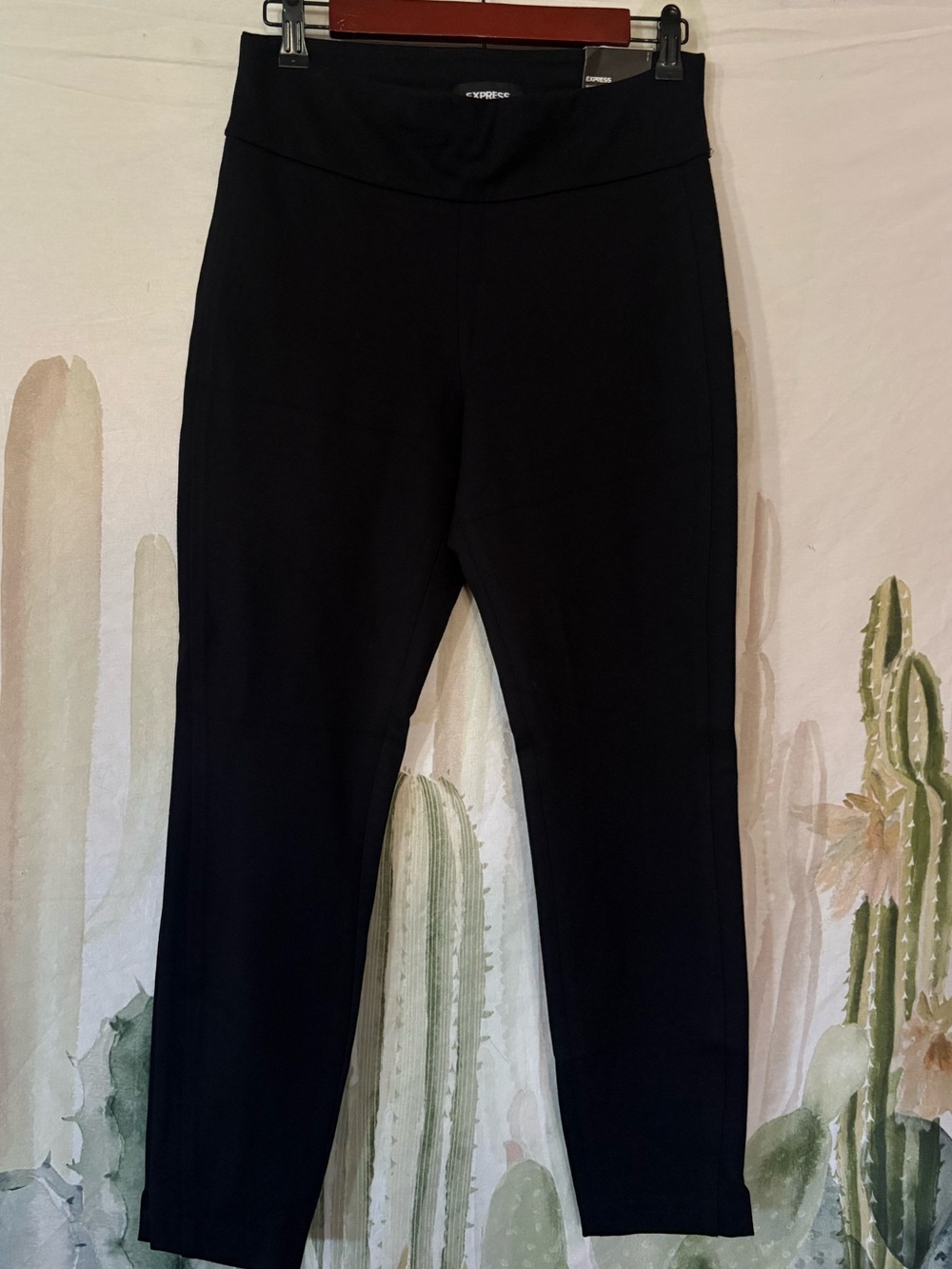 NWT Express COLUMNIST ANKLE HIGH RISE LUXE COMFORT KNIT Black Pant 🌵small